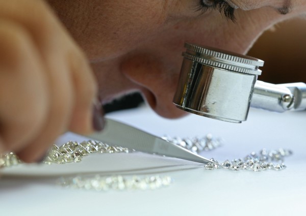 מיון יהלומים