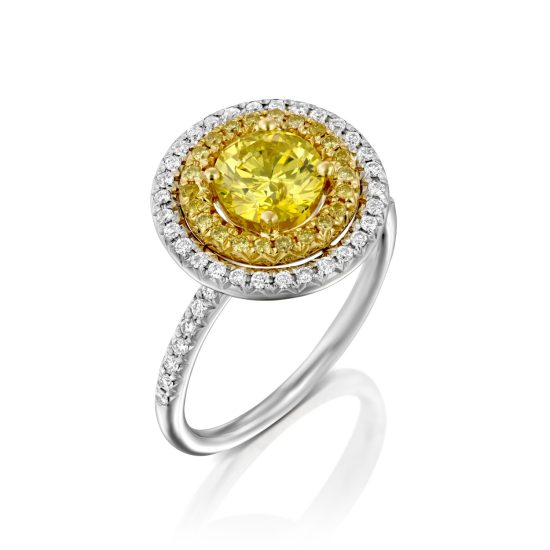 טבעת יהלומים בשיבוץ יהלום צהוב