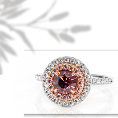 טבעת יהלום וורוד עם יהלומים לבנים 